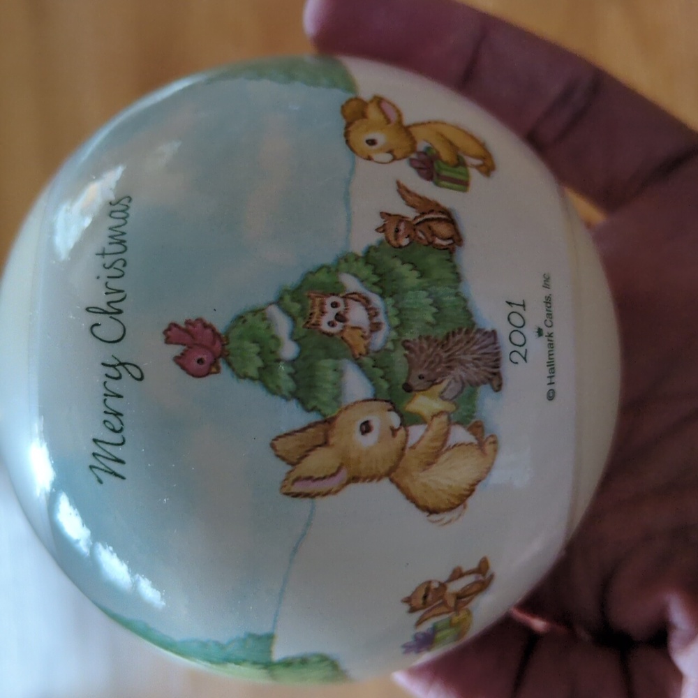 Vintage Hallmark Winter Friends glass ball ornament 2001 Merry Christmas